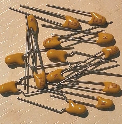 Lotto 1uf 35v - pz.,