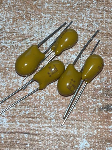 Condensador dip tantalio - 5,